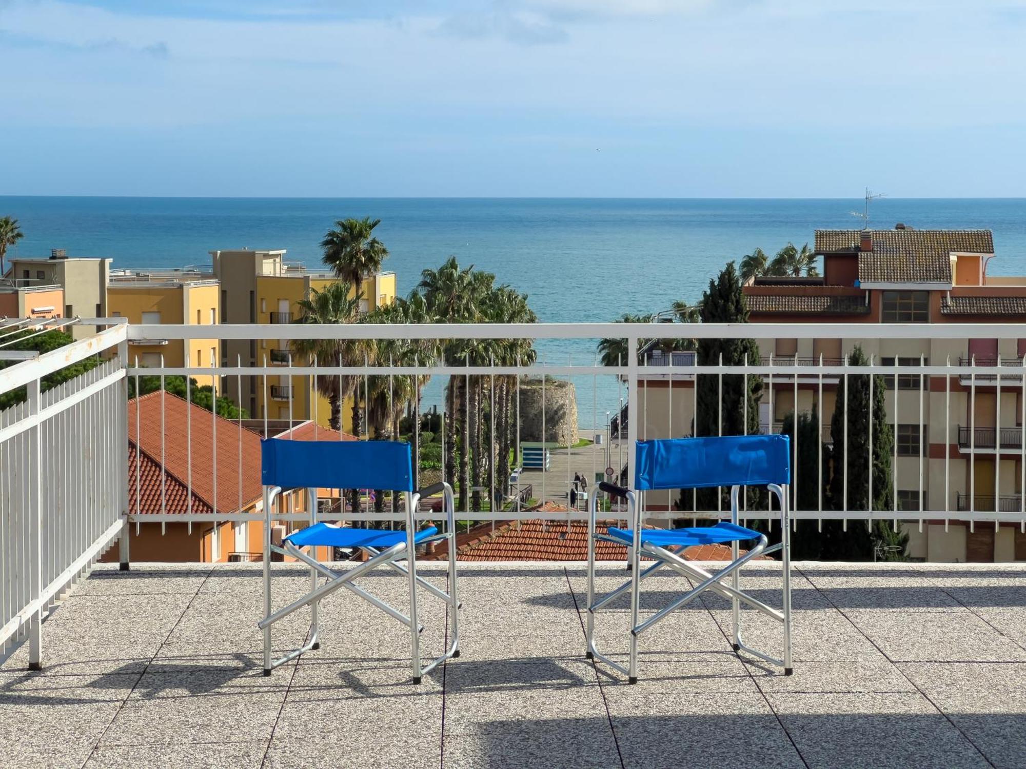 Apartament Casa Carlotta San Bartolomeo Al Mare Zewnętrze zdjęcie